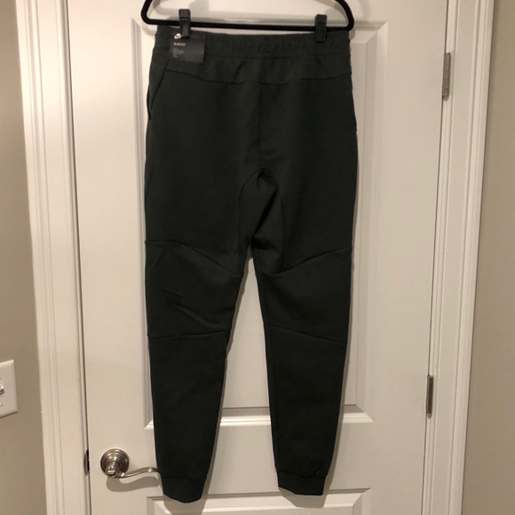 Nike Men’s Slim Fit Jogger Sweatpants - Picture 2 of 5